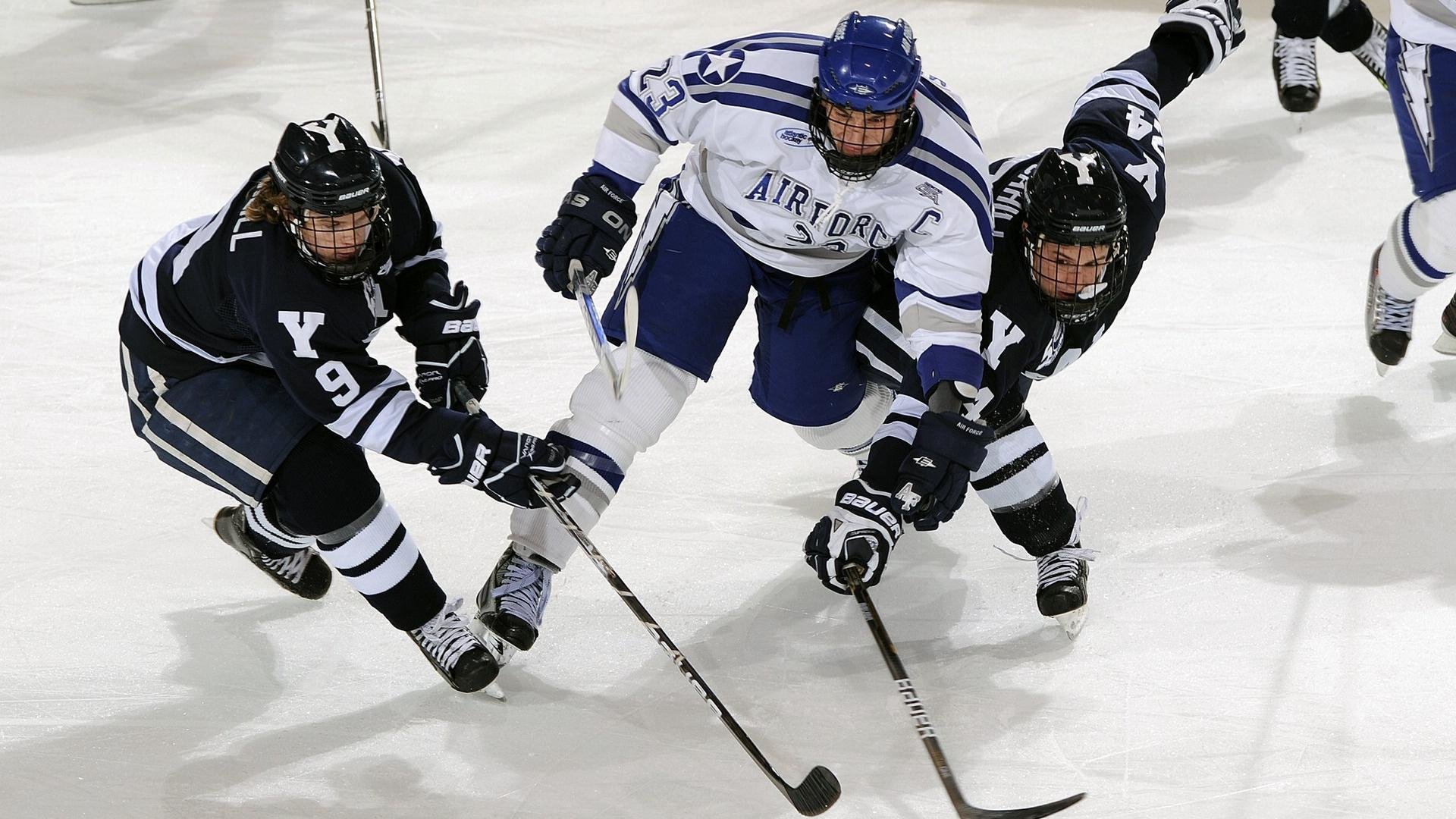 【B体育平台】德约科维奇逆转取胜 第24座大满贯近在咫尺