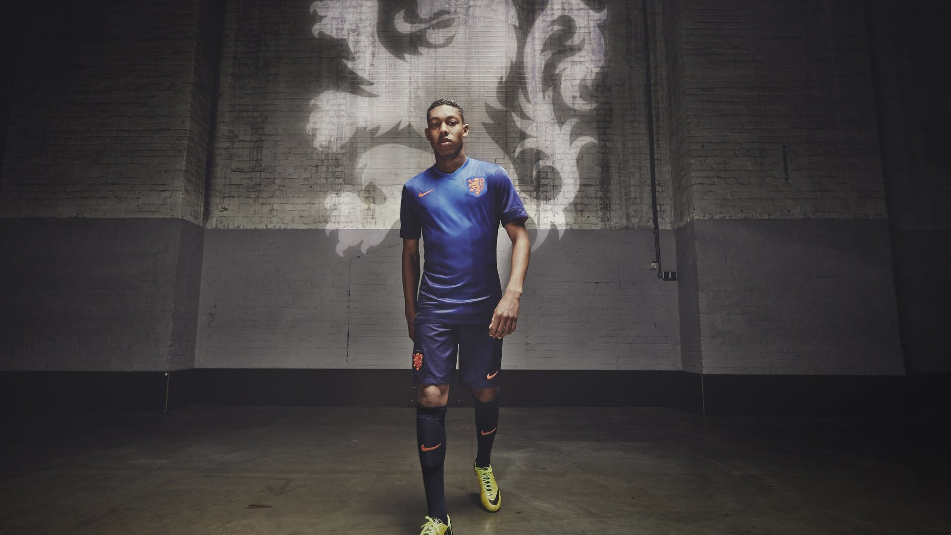 纳达尔逆转夺冠，法网第十四冠再创历史