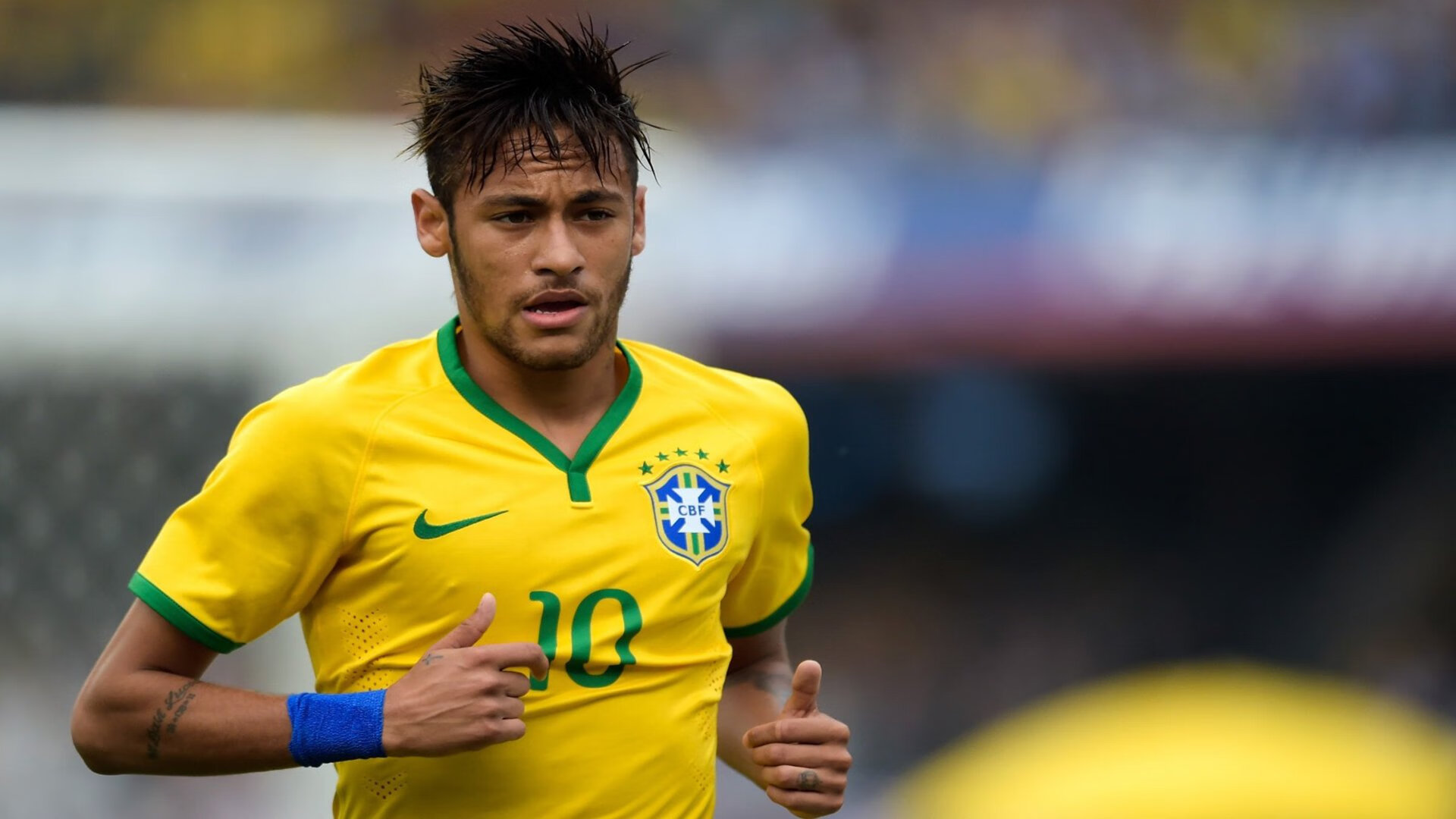 亚冠联赛激战正酣 中超双雄遭遇强敌挑战